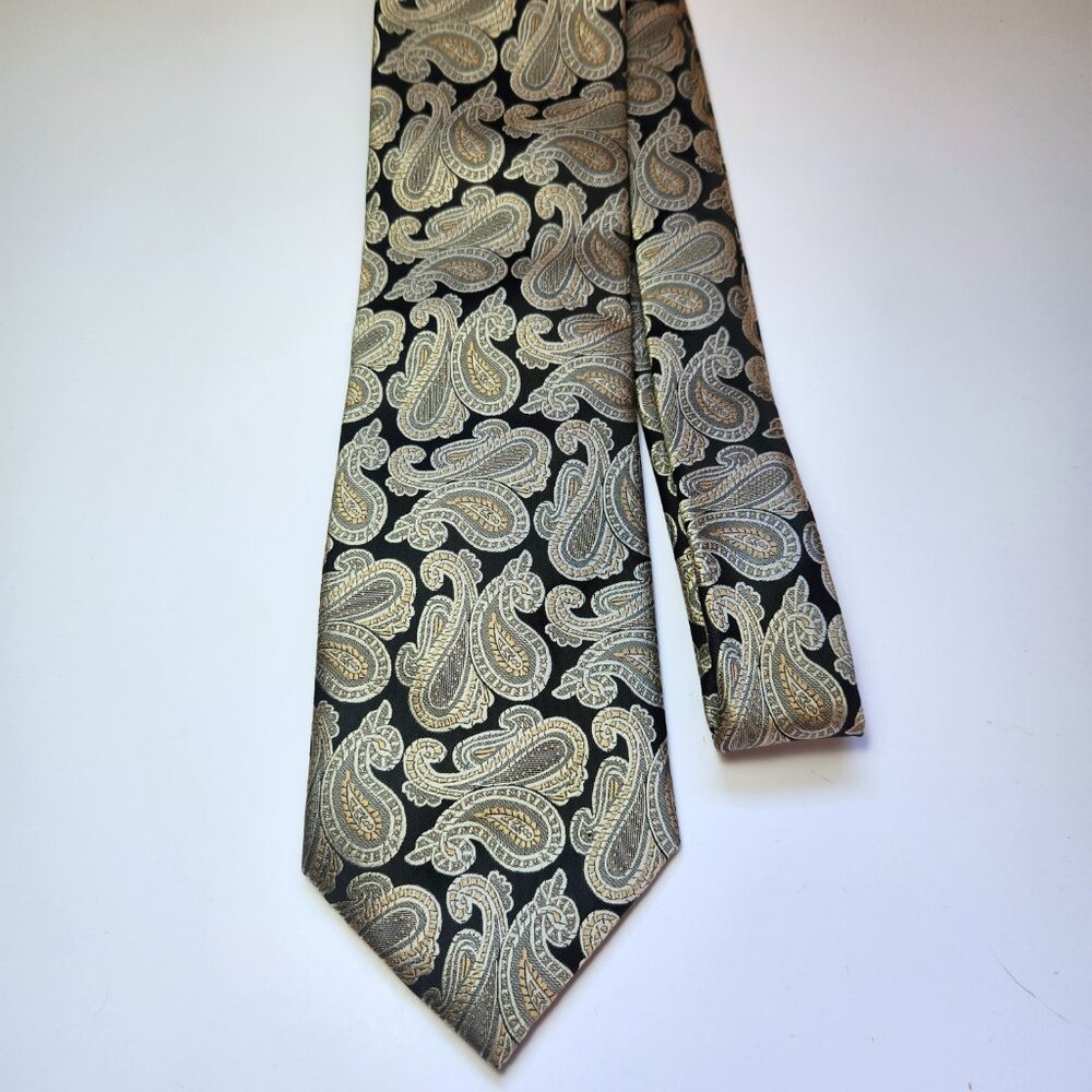 Knightsbridge Paisley Tie Black Gold Men’s Necktie 58 Inches Formal Classic